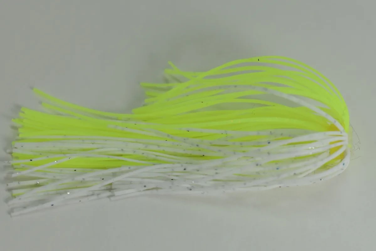 The Accent River Special Spinnerbaits by Accent feature a blend of bright yellow and white soft plastic strands, similar to those on fishing lure skirts. Their slightly reflective intermingled design could make them ideal for catching attention in bass tournaments like the Bassmaster Classic.