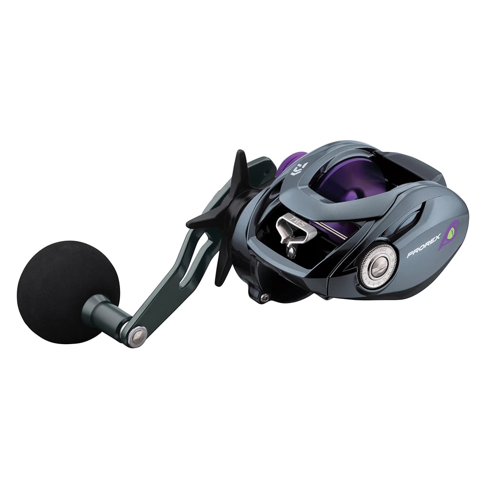 The Daiwa Prorex TW Casting Reel 5.3:1 | PRX400P-P boasts a modern aesthetic with its metallic green and purple finish, ideal for musky fishing. It features a large round handle grip and intricate mechanics, blending advanced engineering with stylish design.