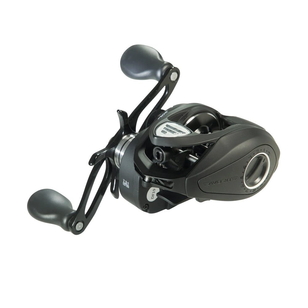 Favorite Fishing Soleus Casting Reel 6.6:1 Black Right Hand | SLSB6R