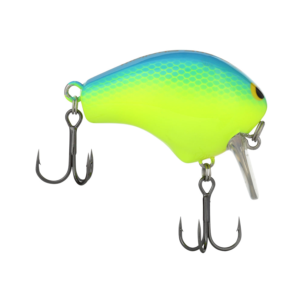 The Shimano Macbeth Shallow 50F Wake Bait is a vibrantly hued crankbait featuring a striking blue top, yellow body, and a unique orange eye spot. It comes with two treble hooks and is designed with a clear Hybrid Edge round bill for enhanced diving performance.