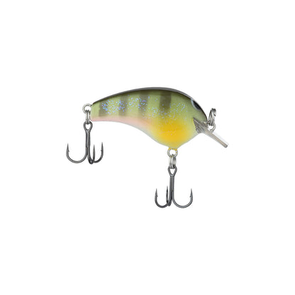 The Shimano Macbeth Tiny Crankbait, designed by the brand Shimano, showcases a gradient body in yellow and green with a sparkly finish. It is equipped with two treble hooks and mimics small prey, making it ideal for luring fish.