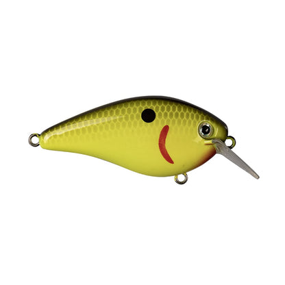 This Strike King KVD 1.5 Hard Knock Squarebill Crankbait, inspired by Kevin VanDam, showcases a striking yellow and green scale design with two attachment loops. It also features a prominent red dot and a clear plastic lip for diving, making it ideal for attracting the catch of the day.